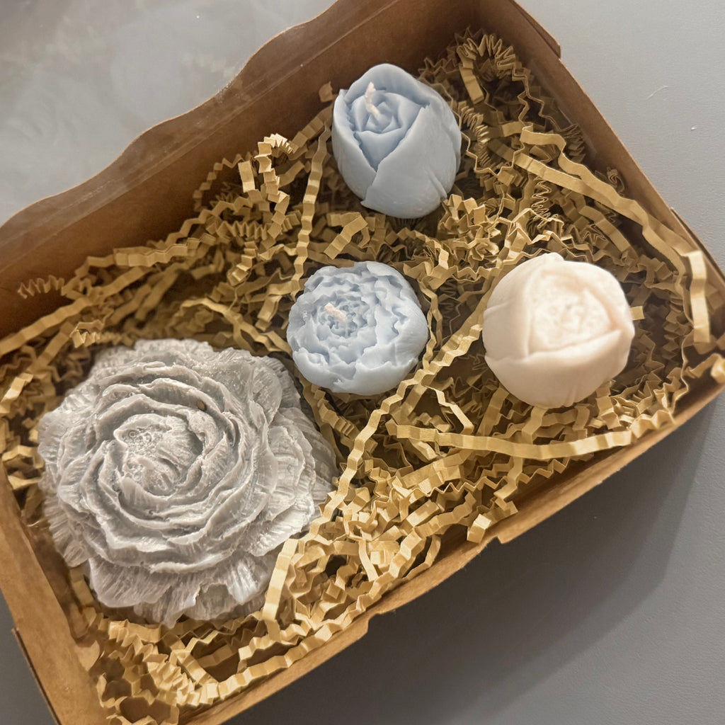 Peony & Candle Delight Baby Blue Grey