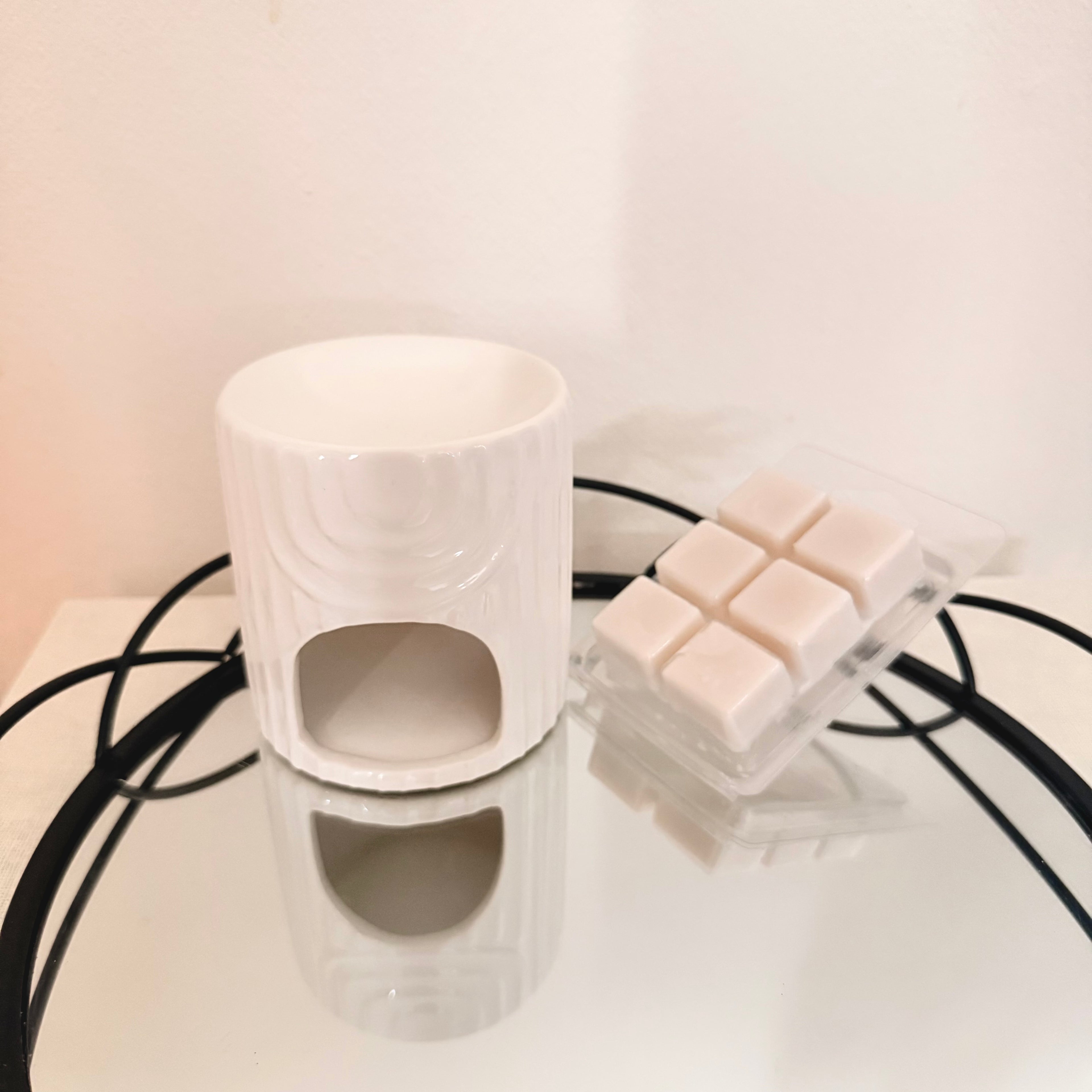 Soy Wax Melt Burner White & Soy Wax Melts